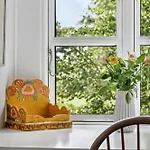300-year-old House With History And Character סטגה