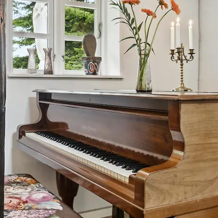 300-year-old House With History And Character Feriehus Stege