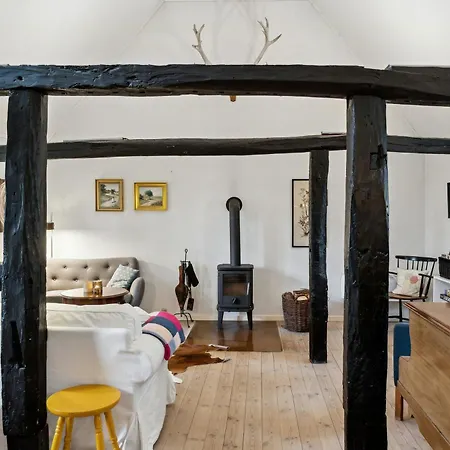 Feriehus 300-year-old House With History And Character *
