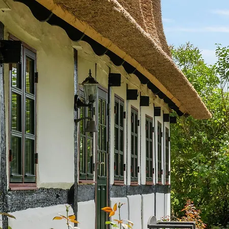 Feriehus 300-year-old House With History And Character