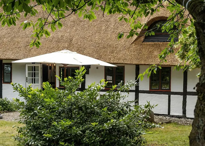 300-year-old House With History And Character